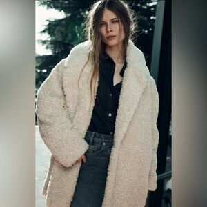 Zara Oversize teddy coat